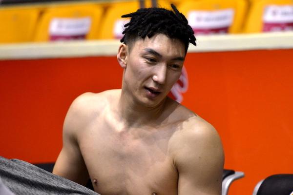 進球網：阿森納等多隊有意李剛仁，但巴黎已決定留住球員