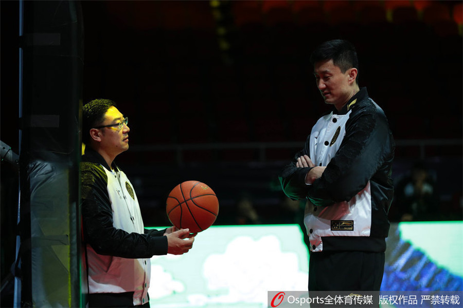 阿莫林：實(shí)現(xiàn)長期目標(biāo)會有短期成本 對曼聯(lián)2025年前景感到興奮