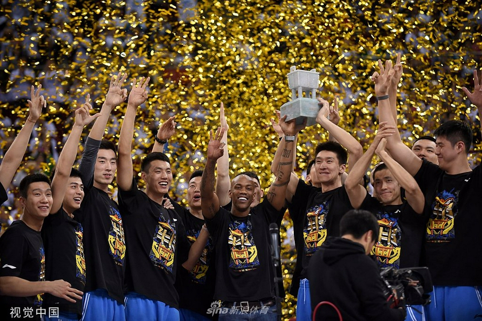 02月05日 NBA常規(guī)賽 湖人vs快船 全場錄像回放