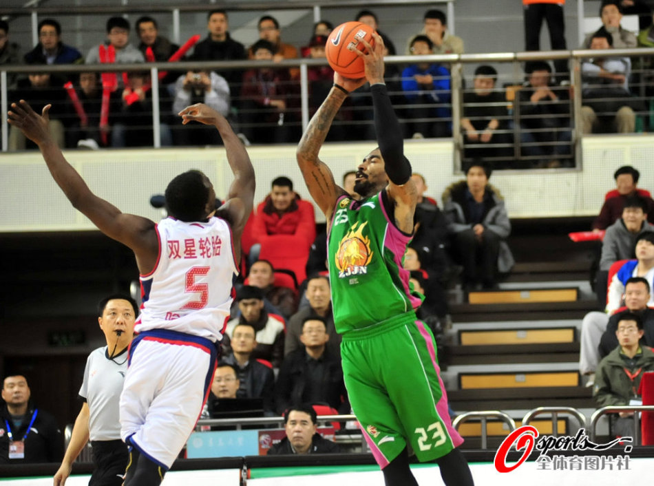 9年NBA生涯！ 林書豪出戰(zhàn)480場常規(guī)賽場均11.6分2.8板4.3助1.1斷
