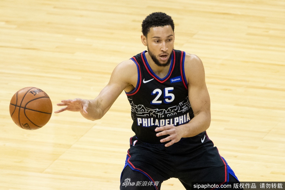 傷病侵襲！獨(dú)行俠本賽季上半程22勝19負(fù)，上賽季24勝17負(fù)