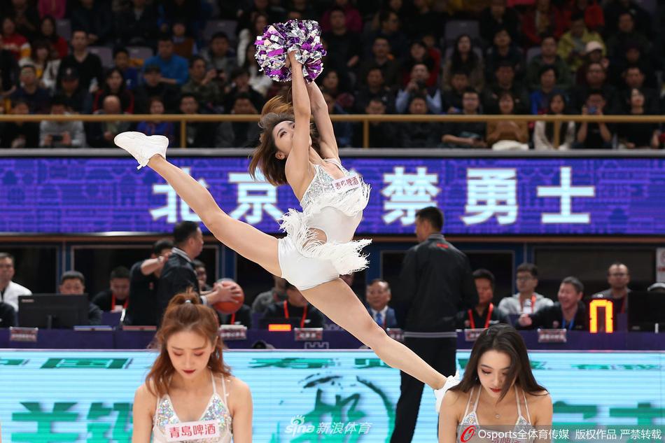 記者：拜仁這賽季想出成績冬窗須簽凱恩替補，不理解特爾為何留下