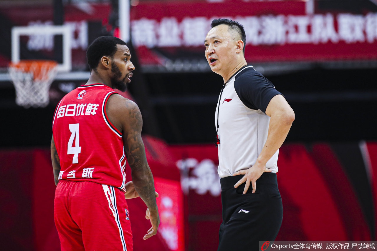 加布里埃爾成為本賽季首位連續(xù)6場中超聯(lián)賽有進(jìn)球或助攻的球員