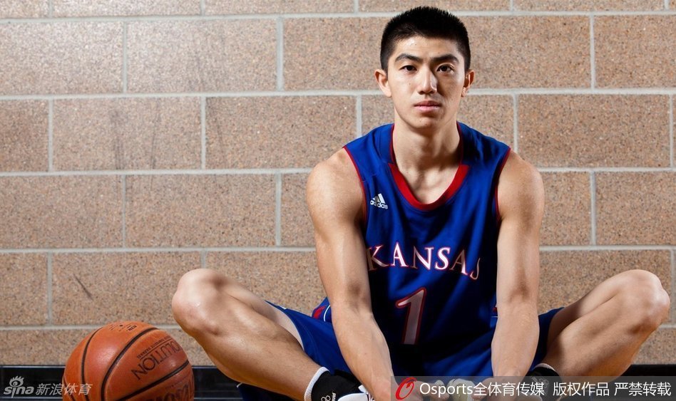 虎撲01月13日訊 美媒Hoops Hype更新動態(tài)，拉梅洛-鮑爾本賽季的場均出手頻率創(chuàng)下自1965年以來的歷史新高，僅次于張伯倫??張伯倫1961-62賽季）：0.814埃爾金-貝勒1961-62賽季
