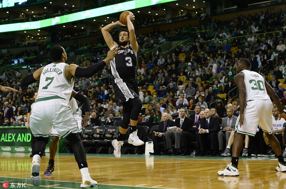 征戰(zhàn)NBA共9載！林書豪生涯總薪資約為6571.1萬美元