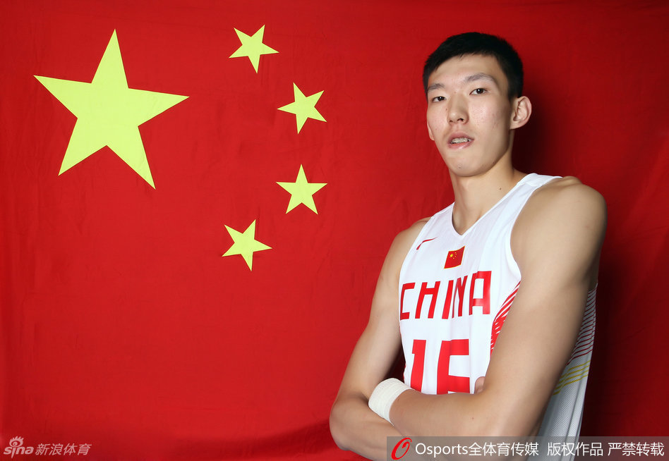 法蘭克福歐冠對手：主場對陣紅軍熱刺亞特蘭大，客戰(zhàn)巴薩馬競