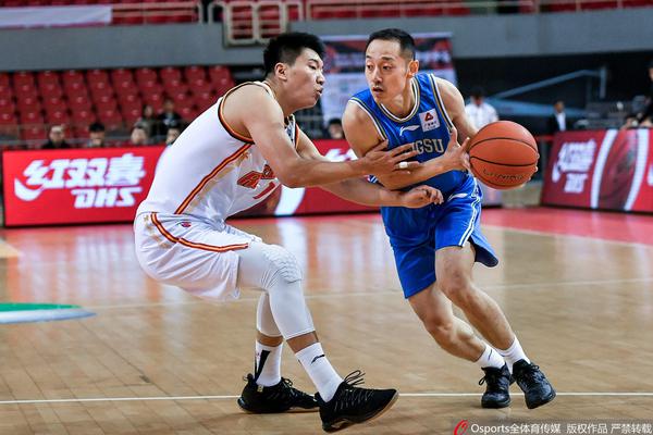 LIV高爾夫英國站首輪涅曼并列領先 巴巴并列第四