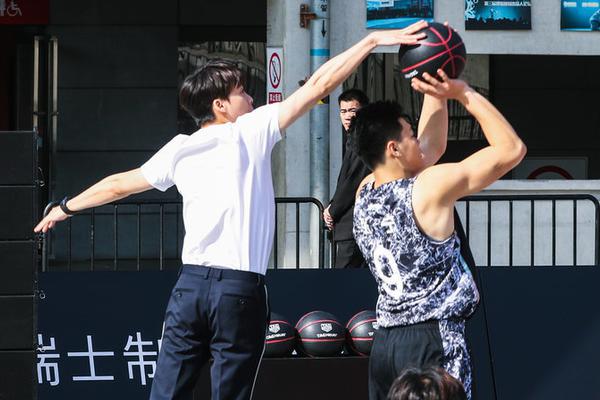無限暖暖幕啟新聲音樂季任務怎么完成