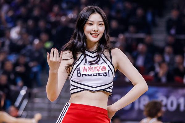 01月05日 NBA常規(guī)賽 灰熊vs勇士 全場(chǎng)錄像回放