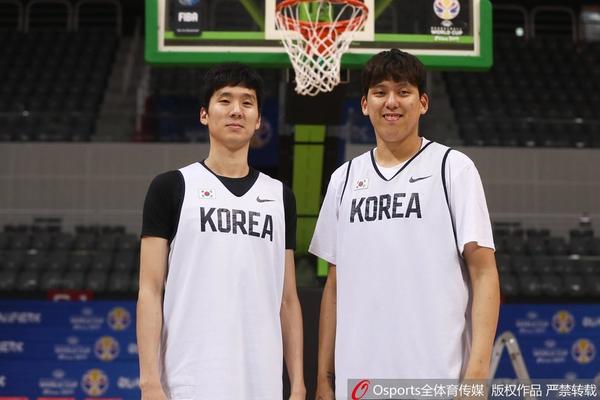 [流言板]戴維斯：我覺得我可以競爭MVP，想讓投票人做出艱難抉擇