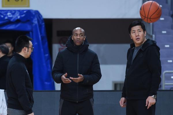 Here we go！羅馬諾：曼城將簽下多納魯馬