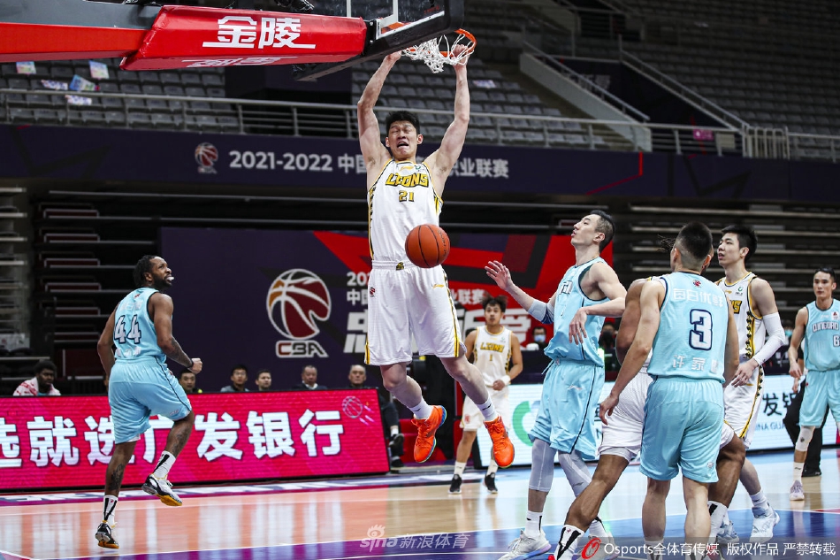 佩恩離隊(duì)！尼克斯后續(xù)計(jì)劃：預(yù)計(jì)簽51號秀+有意托布杰米森兩大中鋒2025-09-14 12:20北京時(shí)間9月14日，據(jù)尼克斯隨隊(duì)記者Stefan Bondy報(bào)道，卡梅隆-佩恩下賽季不會重返尼克斯，考慮
